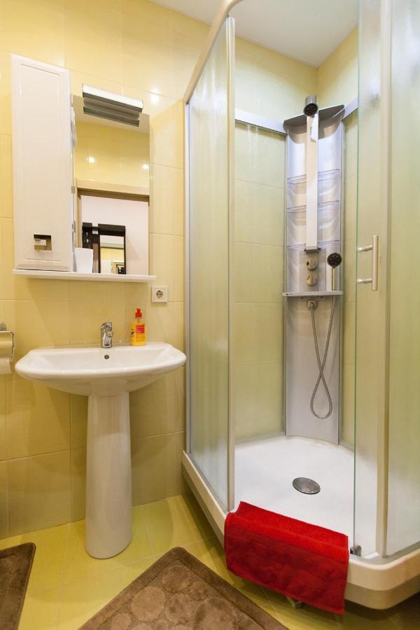 Sun City Apart Hotel Dnyipropetrovszk Kültér fotó